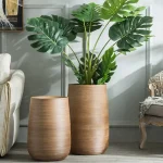 Pot de fleur spacieux pour jardin