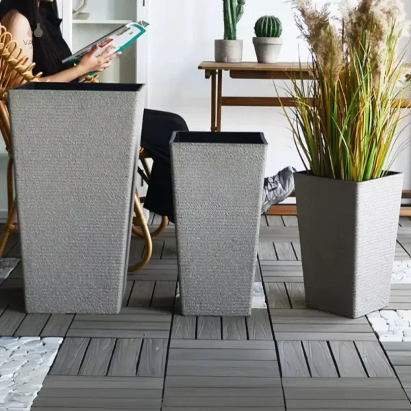 Grande jardinière intérieure pour un aménagement réussi