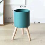Élégant pot de fleur sur pied en métal