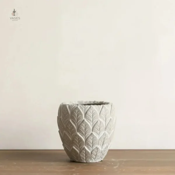 Pot de fleurs minimaliste en couleur neutre