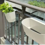 Élément décoratif pour cultiver des fleurs en hauteur