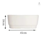 Accessoire de jardinage : pot de fleurs blanc suspendu