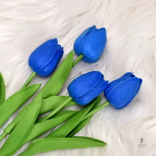 Arrangement avec tulipes artificielles, style moderne