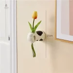 Vase mural stylé avec un design contemporain