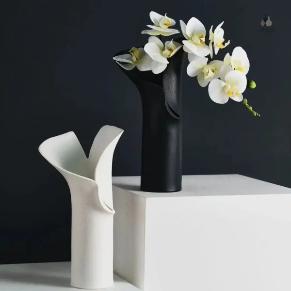 Vase design sculptural pour une touche artistique