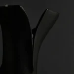 Vase floral minimaliste en décoration intérieure