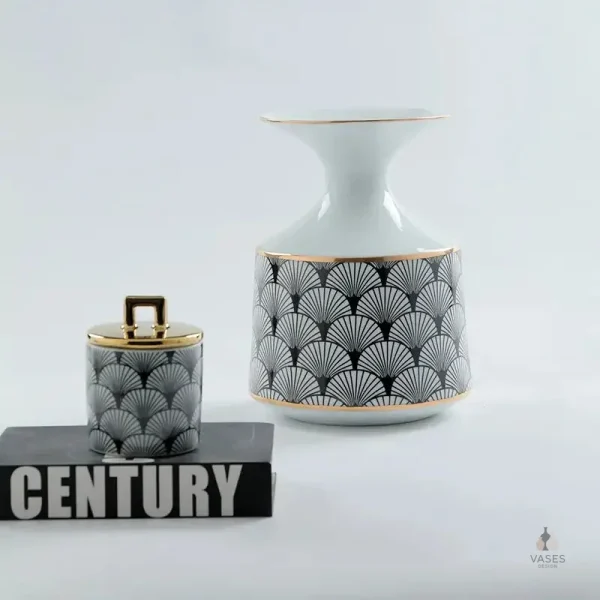 Vase en porcelaine pour décoration florale