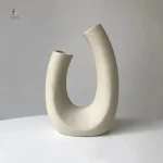 Accessoire déco moderne en vase à pampas