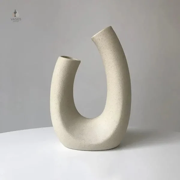 Accessoire déco moderne en vase à pampas