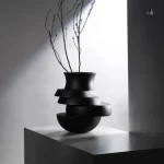 Vase abstrait en couleur tendance pour décoration