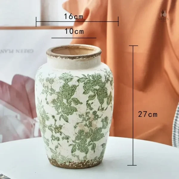 Vase céramique classique au style intemporel
