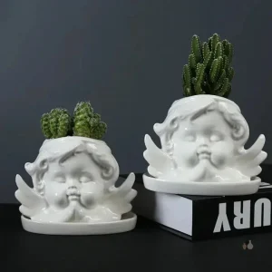 Vase angelique, objet de décoration unique en son genre
