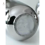 Vase brillant en finition argentée