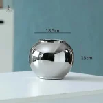 Vase décoratif argent pour embellir un espace