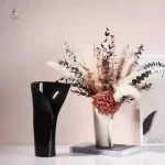 Vase arum stylé pour une touche contemporaine