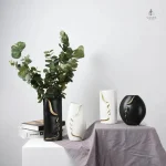 Vase visage unique pour décoration intérieure