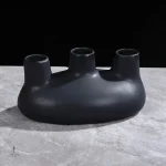 Vase innovant à multiples trous pour une décoration originale