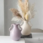Vase moderne avec poignée pour fleurs fraîches