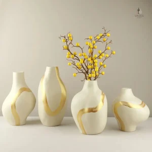 Vase céramique beige élégant