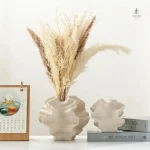 Vase beige pour décoration pampa