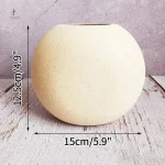 Vase blanc élégant en bois
