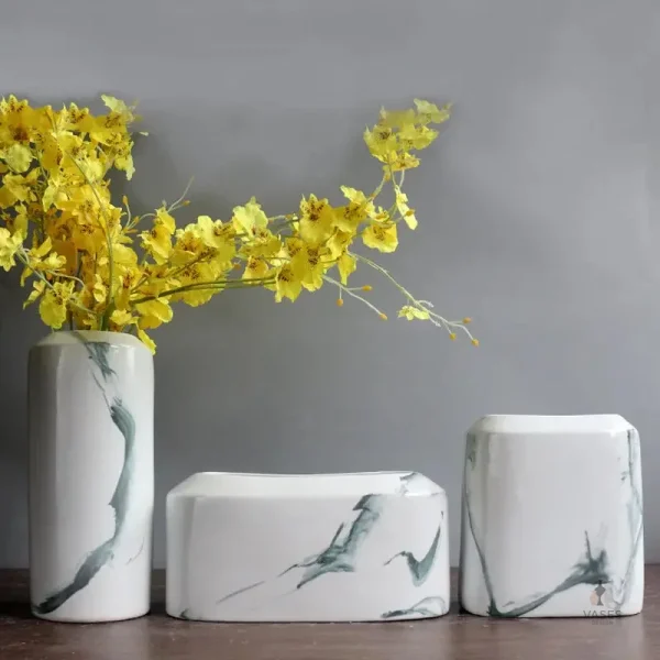 vase-blanc-ceramique-1 Vase en céramique blanc élégant et moderne
