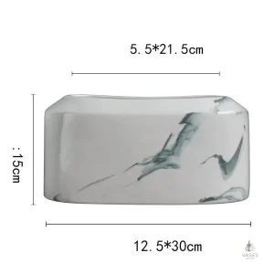 Vase blanc, pièce unique pour embellir votre espace