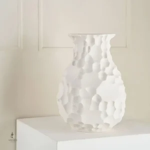 Vase contemporain au design épuré