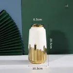 Vase blanc doré pour une touche d'élégance