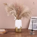 Vase chic blanc doré pour centre de table