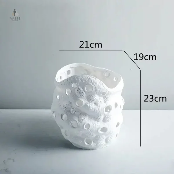 Vase blanc artistique, accent pour table