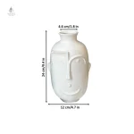 Vase blanc au design artistique, idéal pour fleurs ou décoration