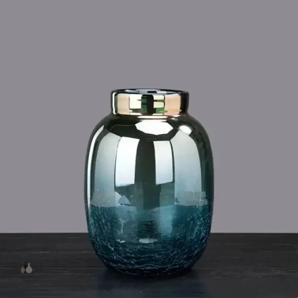 Vase en verre teinté bleu
