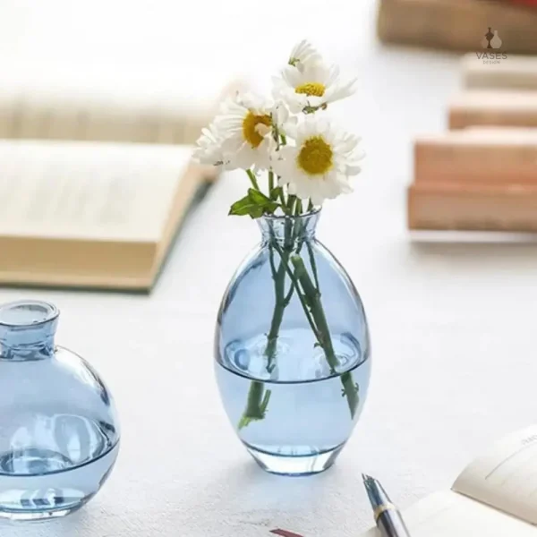 Vase bleu élégant, un accessoire de décoration raffiné