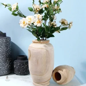 Vase en bois élégant pour décoration intérieure