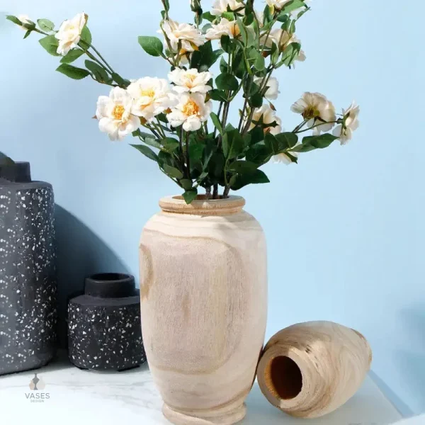 Vase en bois élégant pour décoration intérieure