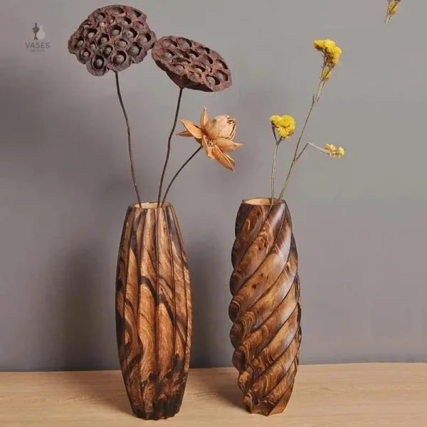 Vase en bois design moderne