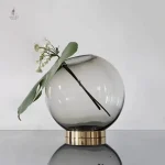 Vase design en verre sphérique pour intérieur