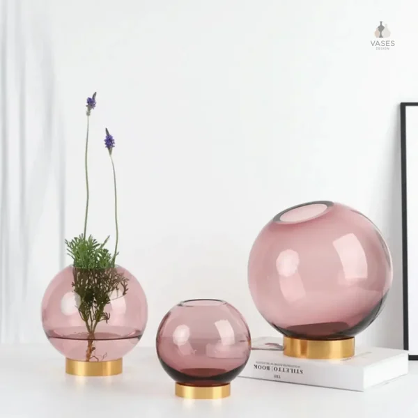 Vase boule en verre, accessoire de table chic