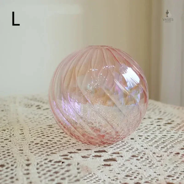Vase boule en verre pour ambiance chic