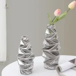 Vase brillant décoratif pour intérieur moderne