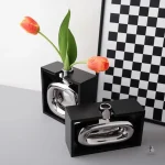 Vase céramique argenté au design raffiné