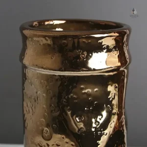 Vase décoratif en céramique avec forme originale