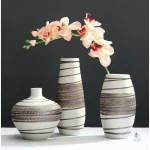 Vase céramique beige élégant et moderne