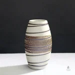 Vase céramique beige au design épuré