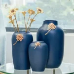 Vase céramique bleu élégant et moderne