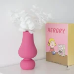 Vase céramique, teinte rose délicate