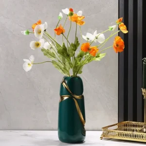 Vase en céramique de couleur verte