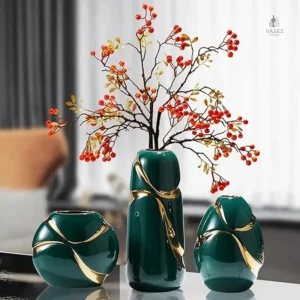 Vase vert en céramique pour décoration intérieure