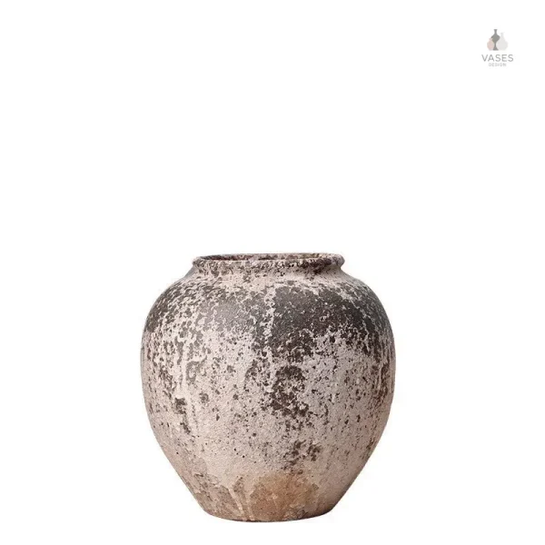 Vase en céramique de style classique